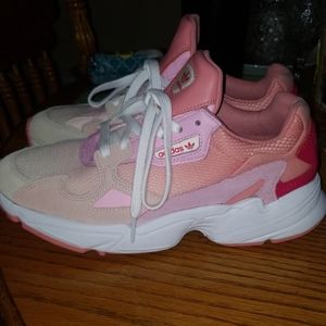 🎀 Womens Adidas falcon shoes